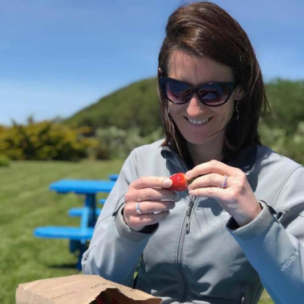 Meet your Posher, Claire